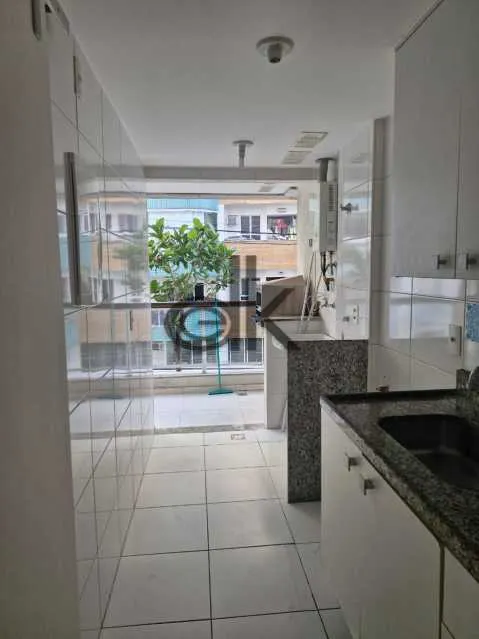 Apartment with 2 bedrooms, 3 bathrooms and a balcony — photo 10