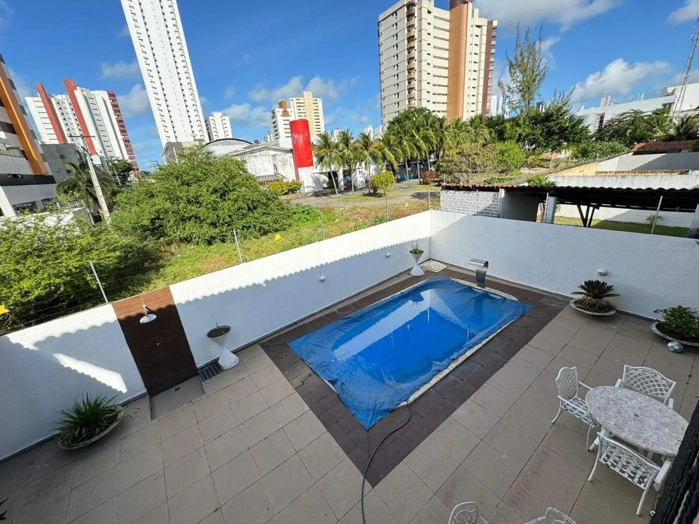 Casa com 3 dormitórios e churrasqueira na varanda — photo 9