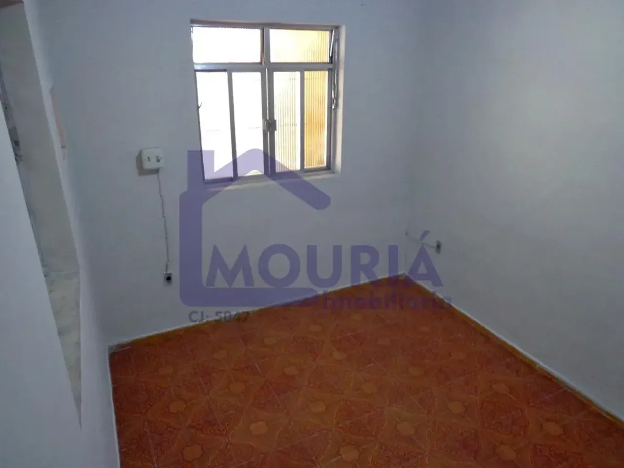 Unfurnished house with 2 bedrooms and closed kitchen — photo 11