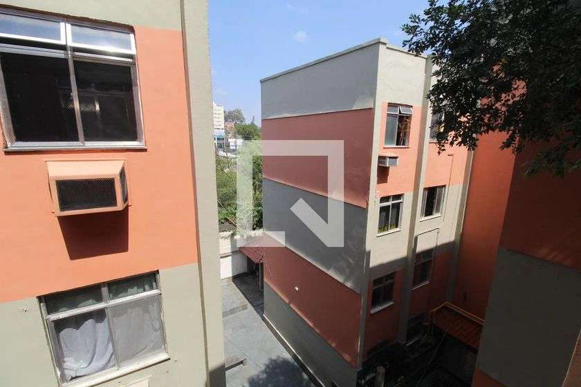 Квартира с 2 спальнями и отдельной кухней — photo 9