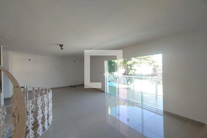600 m² house with 5 bedrooms and balcony barbecue — photo 19