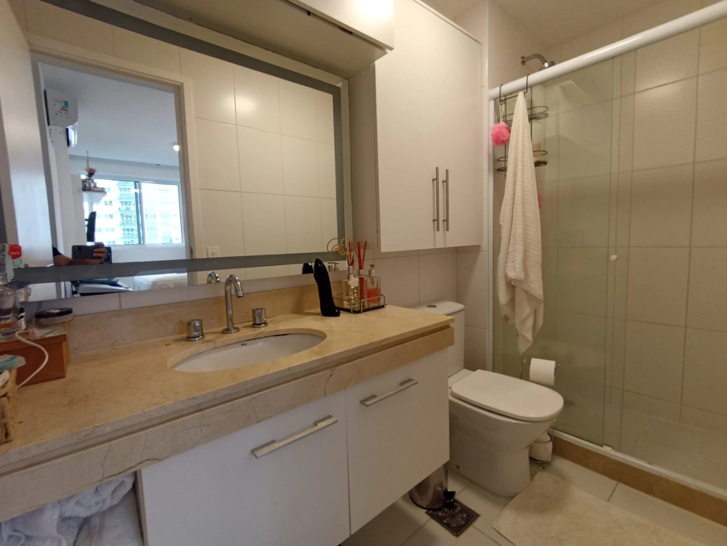 Furnished 86 m² apartment with an en-suite — photo 12