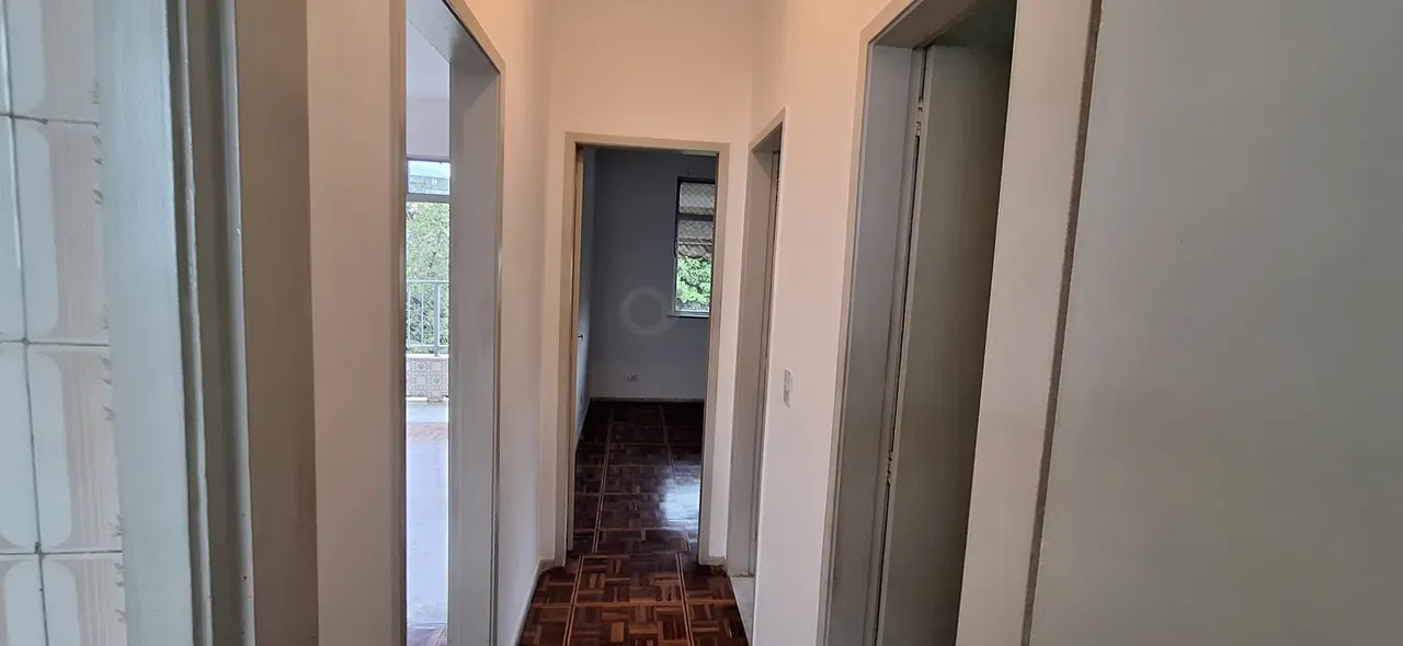 Walk-in closet in a 2-bedroom apartment, 73 m² — photo 12