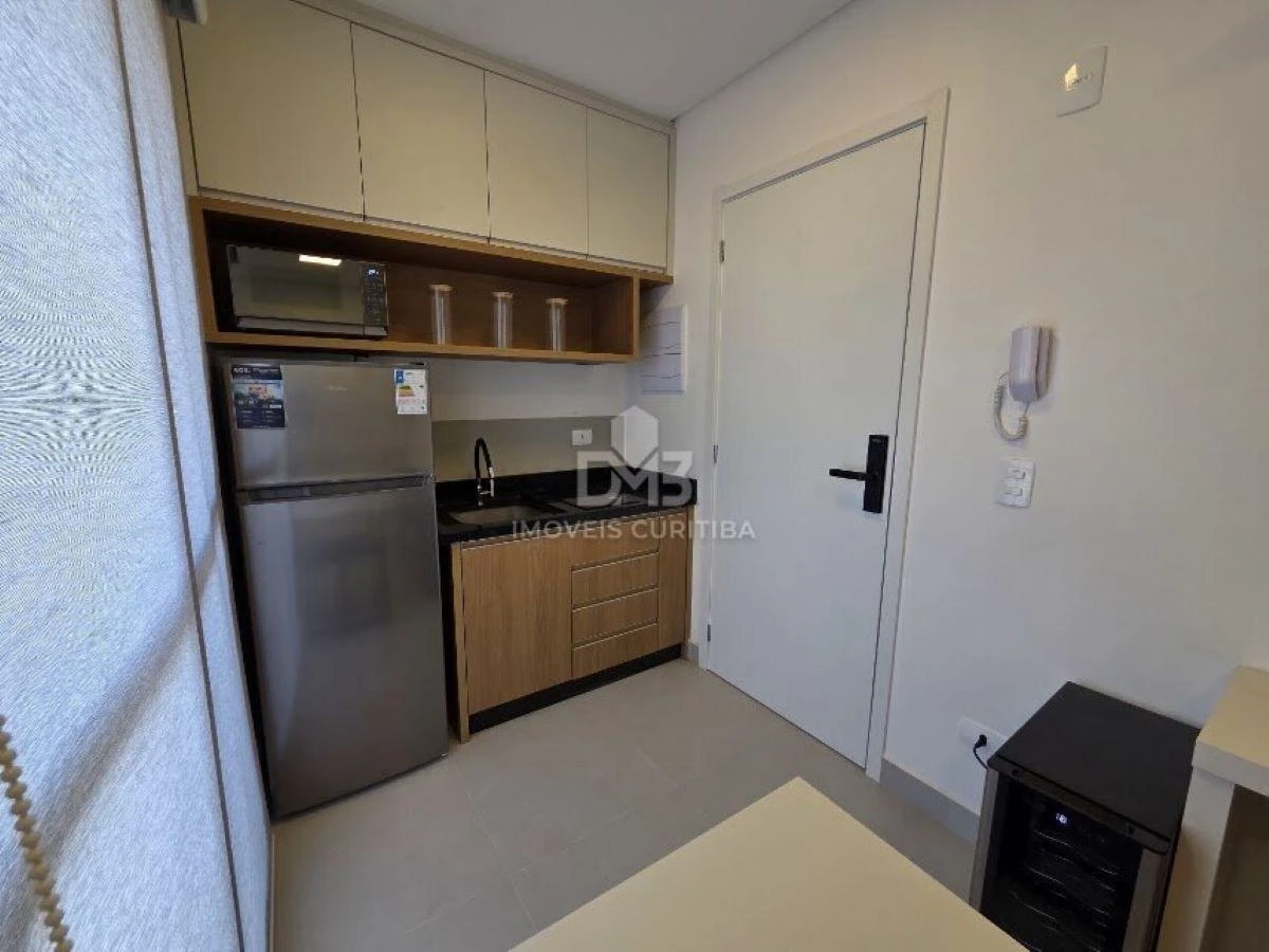 One-bedroom apartment with a home office in Curitiba — photo 5