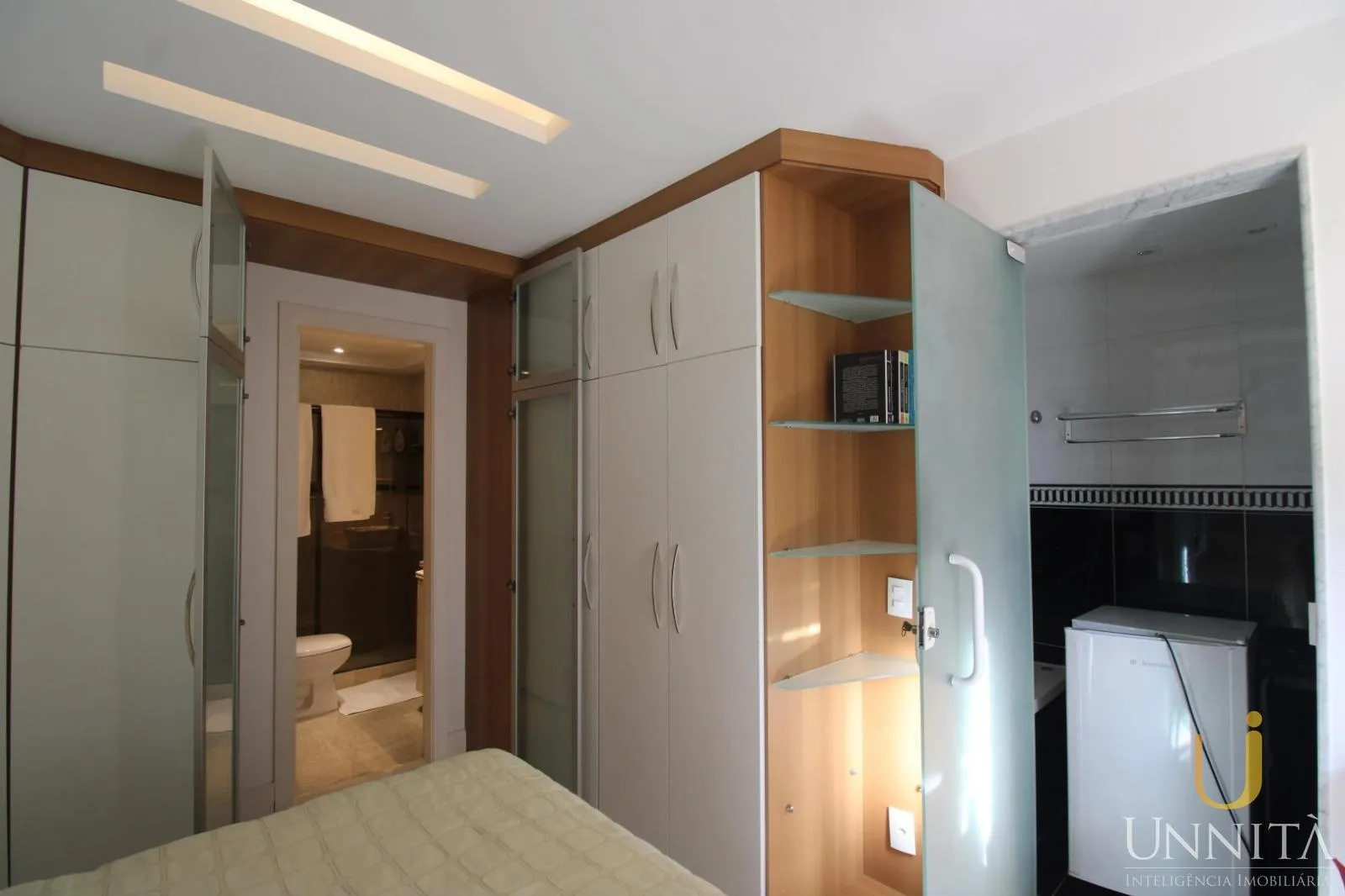 3-bedroom apartment with balcony and built-in grill — photo 23
