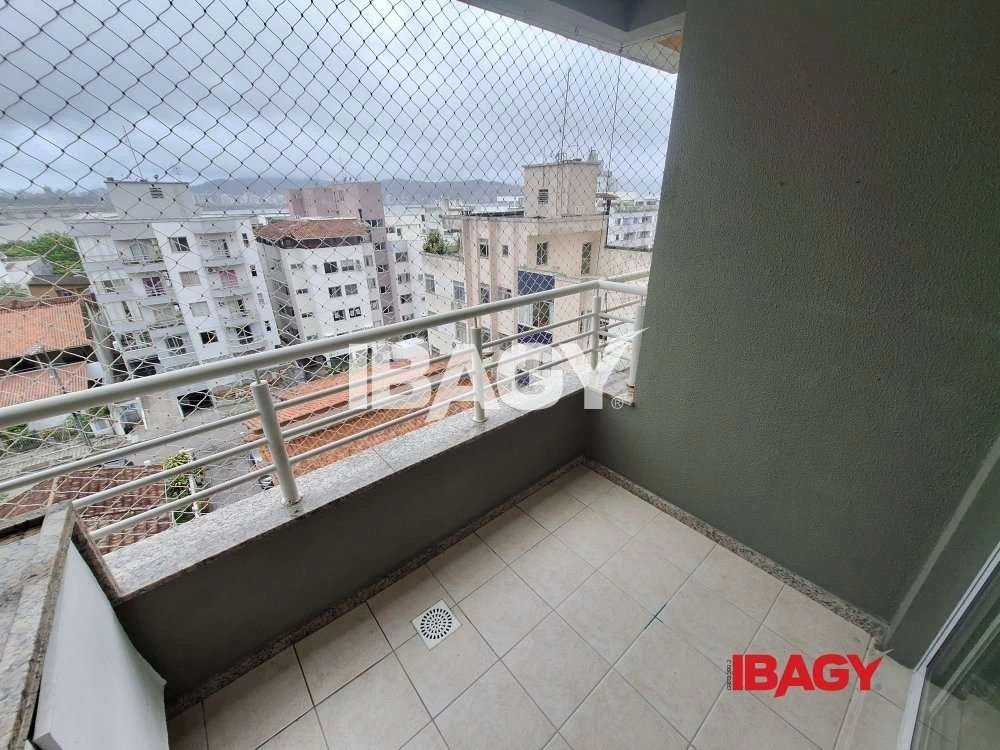 Квартира з 2 спальнями, 2 ванними та місцем — photo 3
