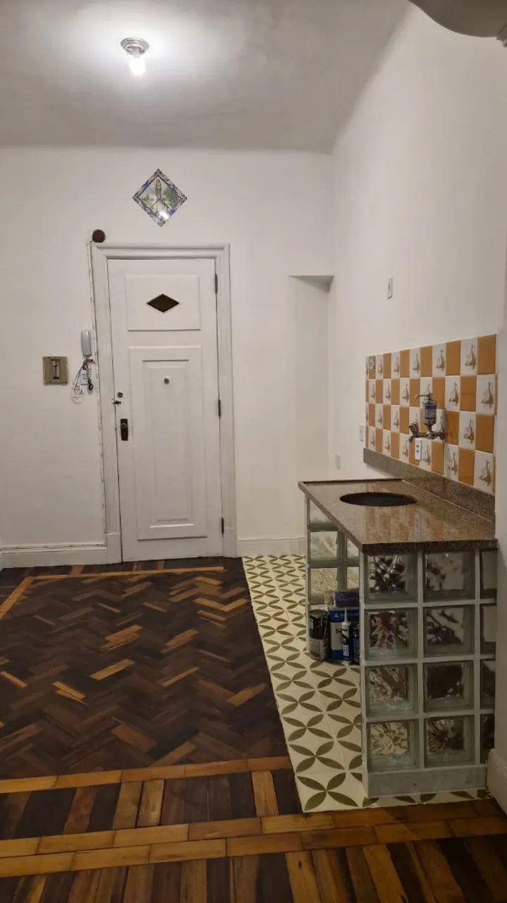 Studio, 37 m², com piso de madeira ou laminado