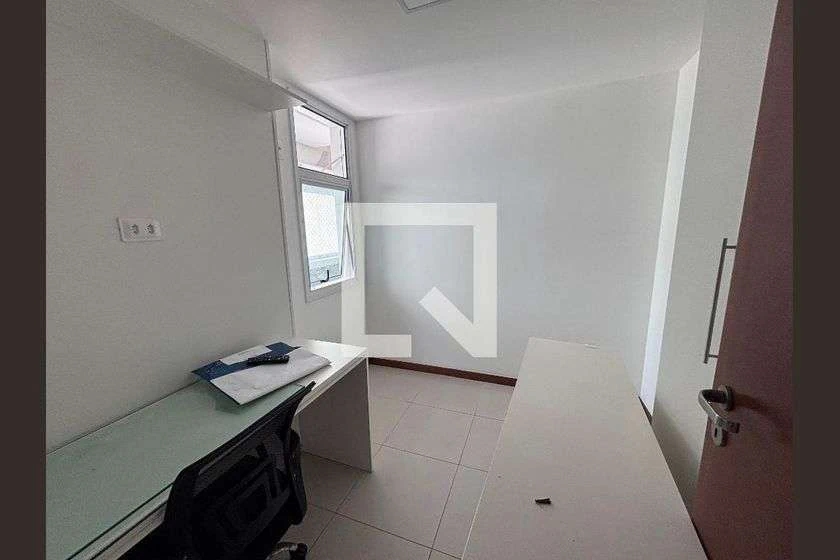 Top-floor apartment with 198 m², 4 bedrooms and 3 parking — photo 21