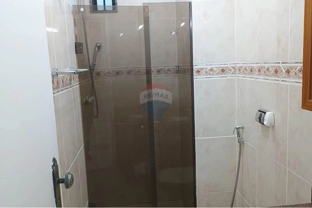 Квартира з 3 спальнями та заскленим балконом — photo 19