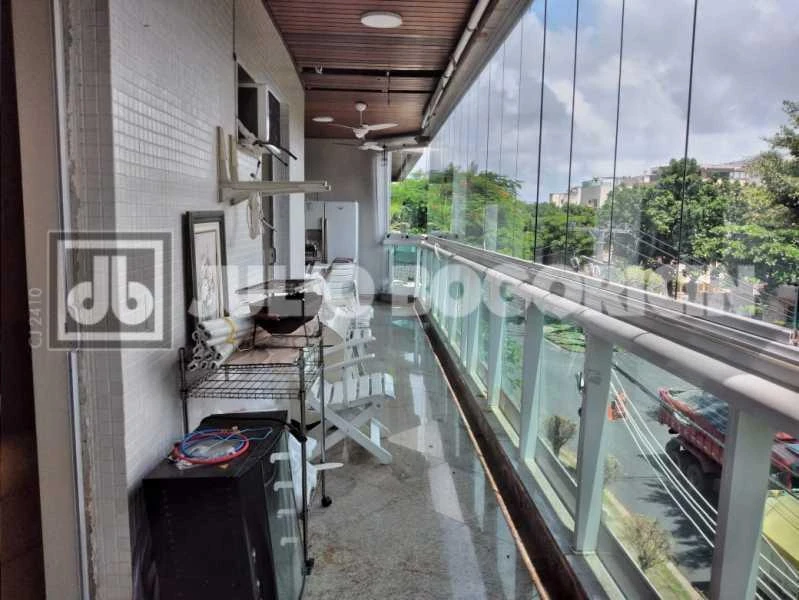 Apartamento amueblado de 4 dormitorios y 229 m² — photo 11