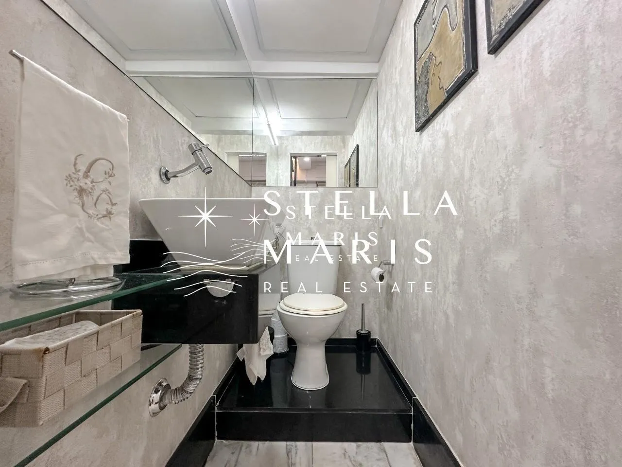 Furnished 2-bedroom apartment with 3 bathrooms — photo 13