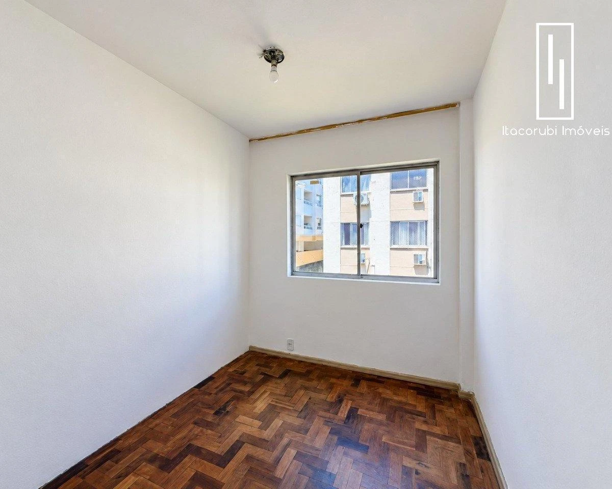 Apartment, 59 m², with wood or laminate floors — photo 13