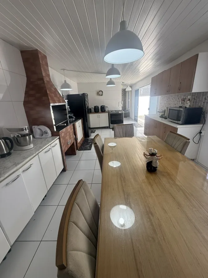 Furnished house, 300 m², with a bathtub — photo 34