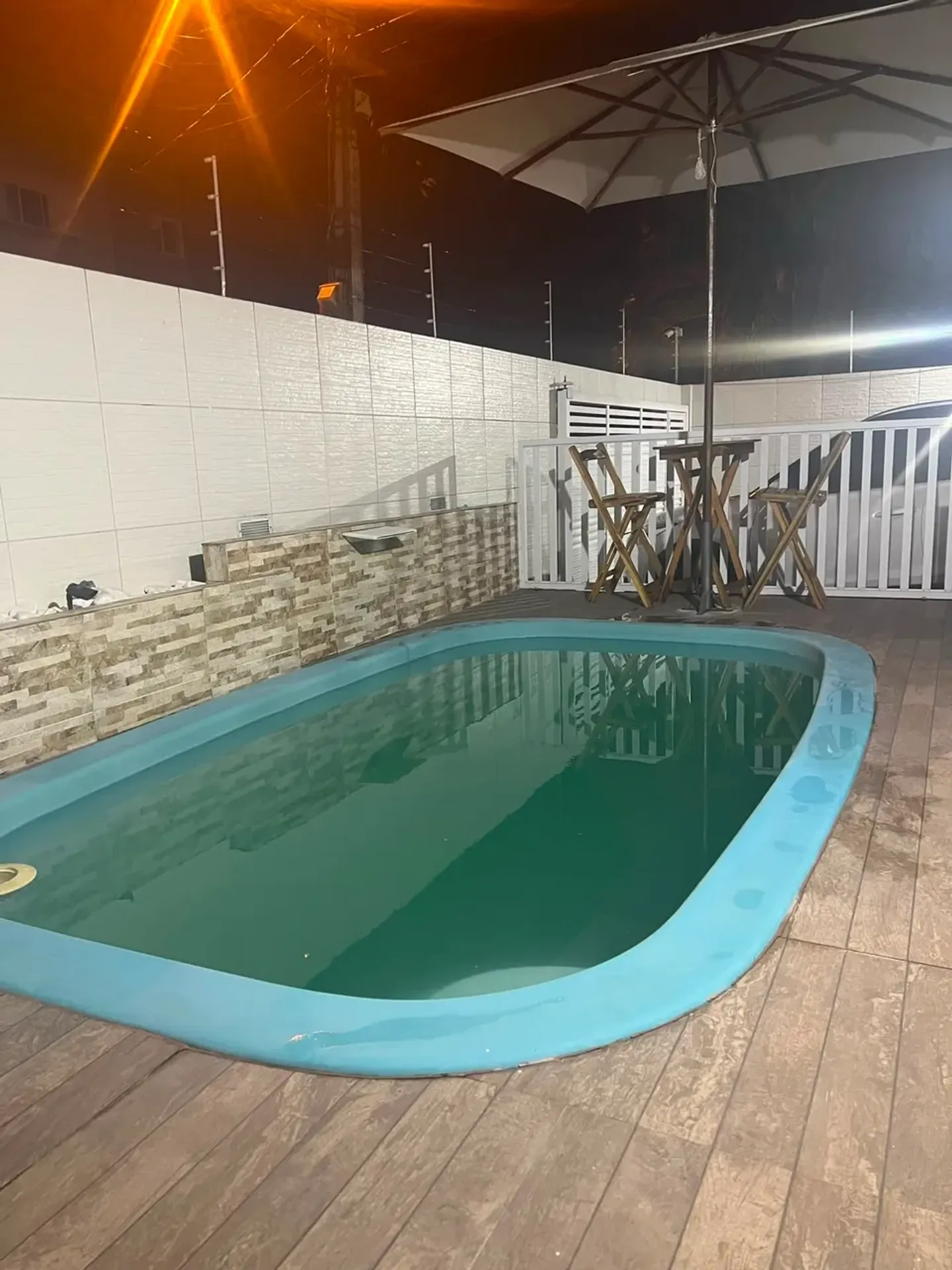 3-bedroom 3-bath house with no parking