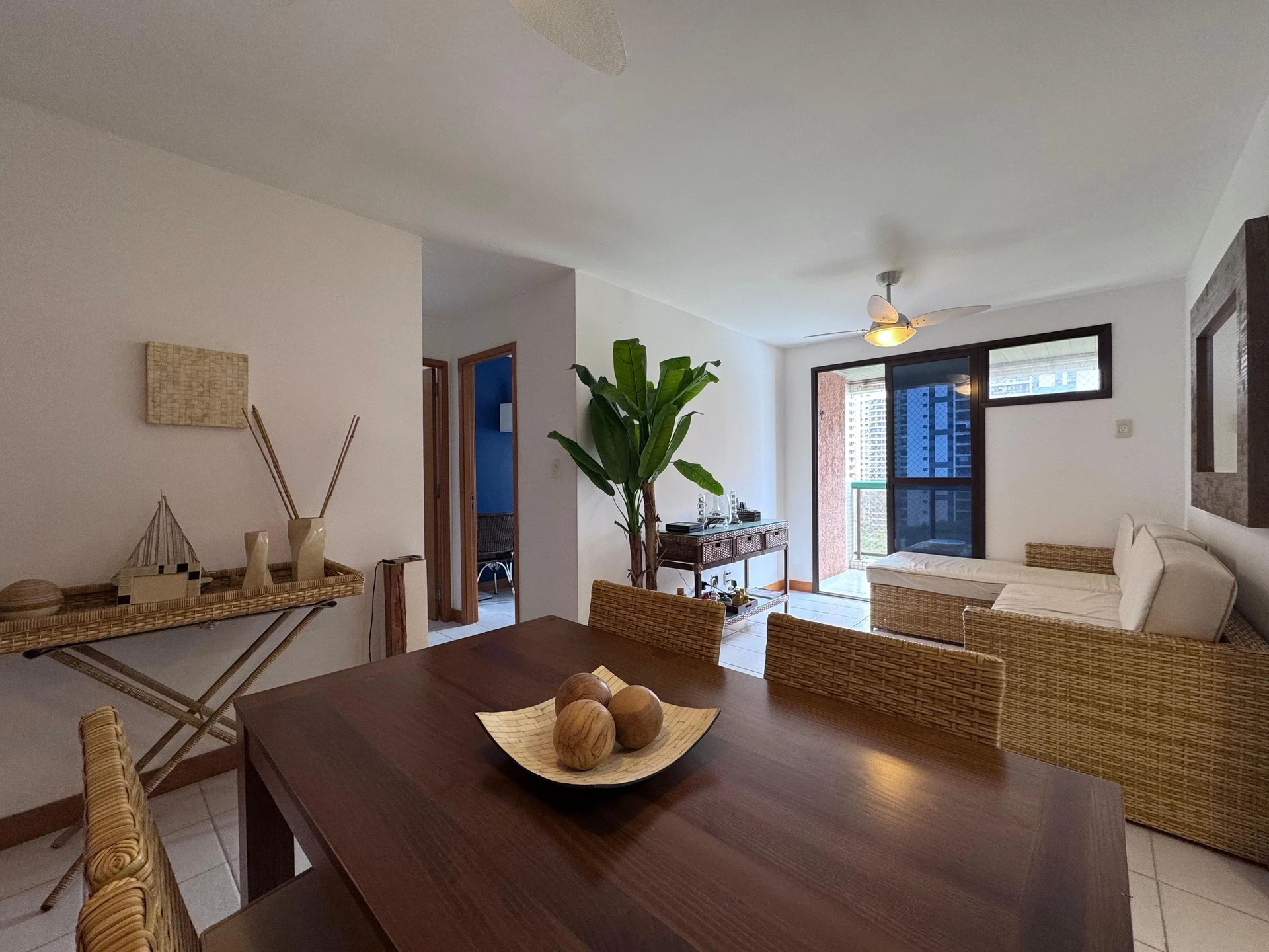Furnished 2-bedroom apartment with 1 suite — photo 23