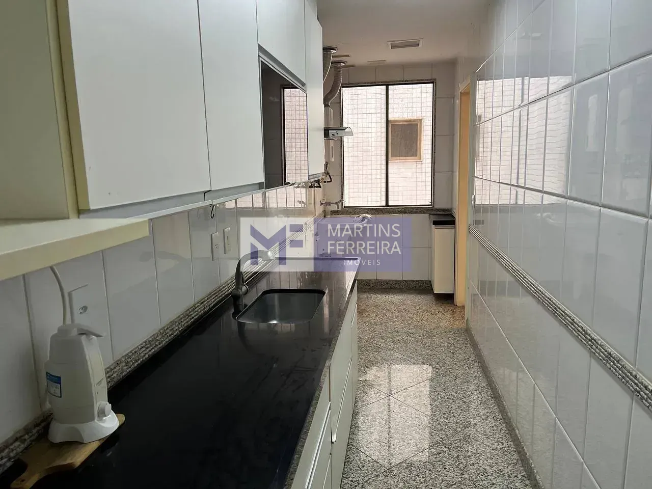 4 quartos e banheira: apartamento de 175 m² — photo 18