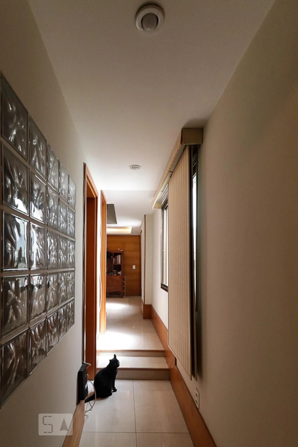 Apartamento mobiliado com 5 quartos e cozinha a gás — photo 70
