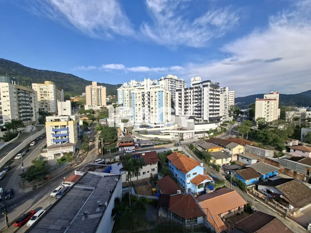 Furnished 2-bedroom apartment with 75 m² and 1 suite — photo 16