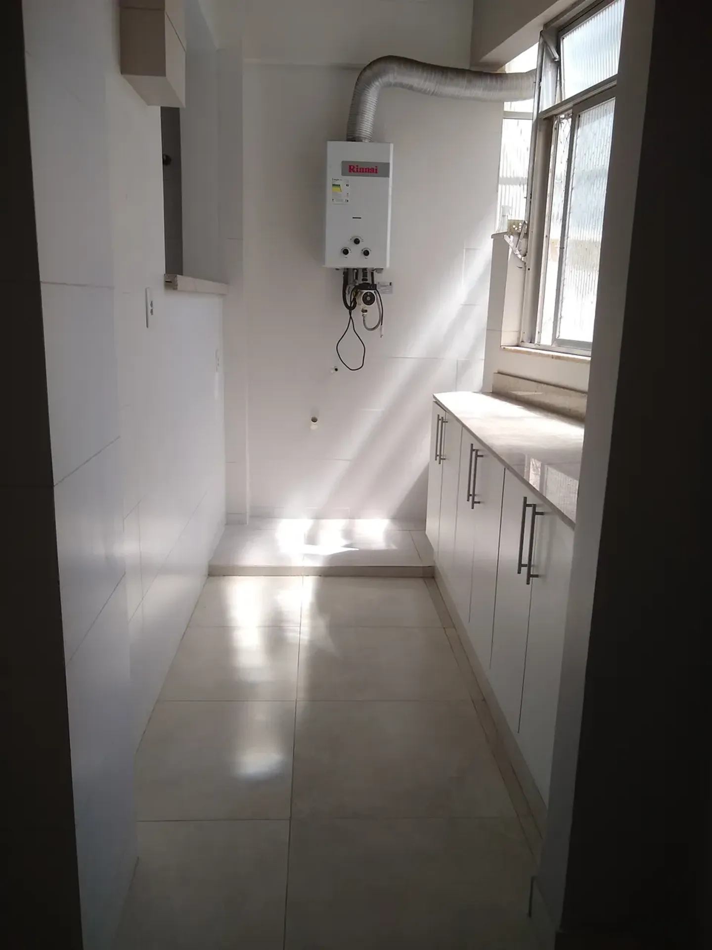 Apartamento com 3 quartos e cozinha integrada a gás — photo 25