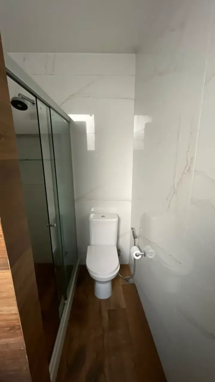 1-bedroom rental apartment with 1 bathroom and open kitchen — photo 9