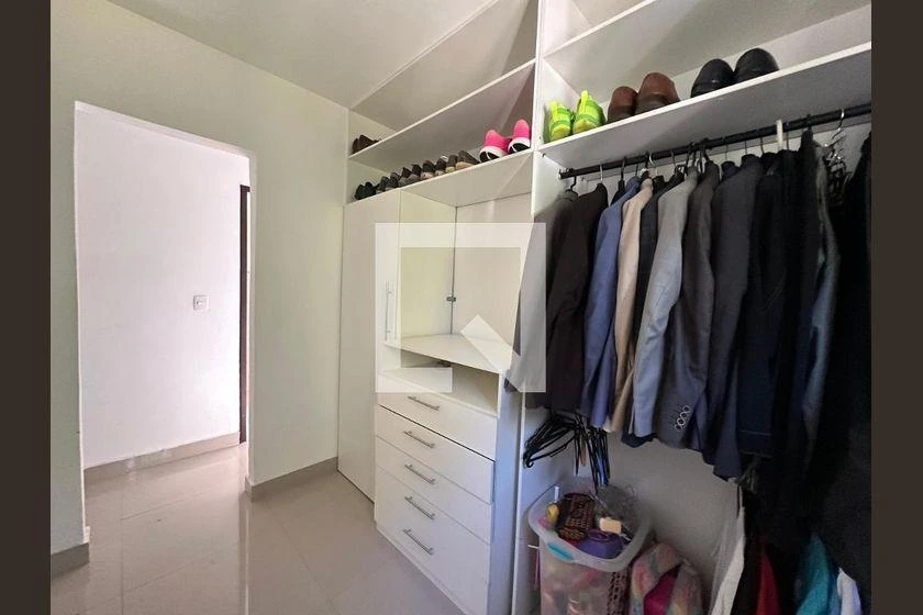 Gated house with 4 bedrooms and a gas kitchen — photo 38