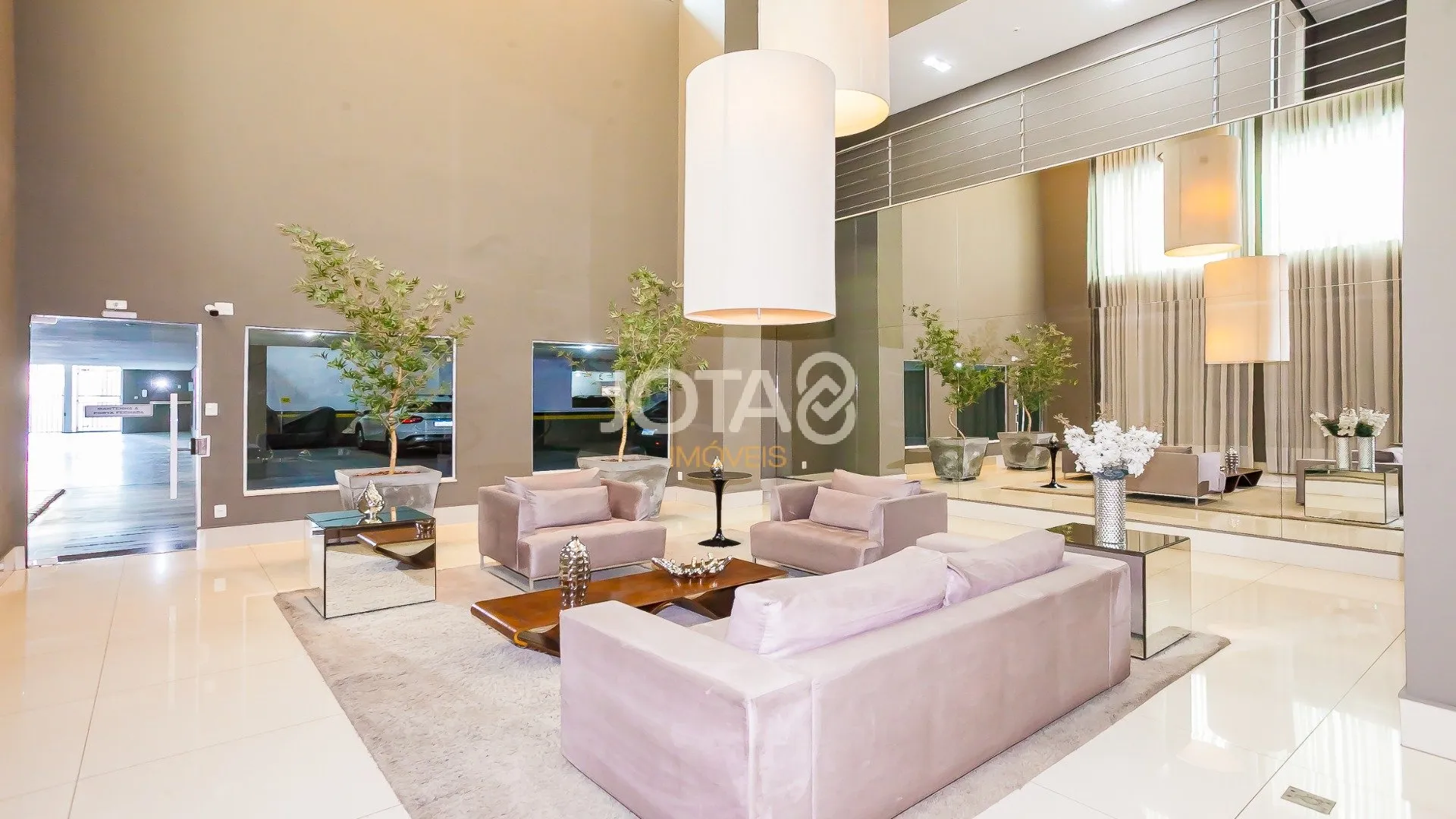199 m² apartment with 2 bedrooms and a suite, 2 parking — photo 55