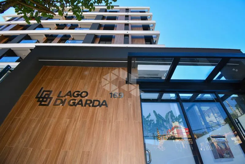75 m² apartment with a grill on the balcony and a water view — photo 37