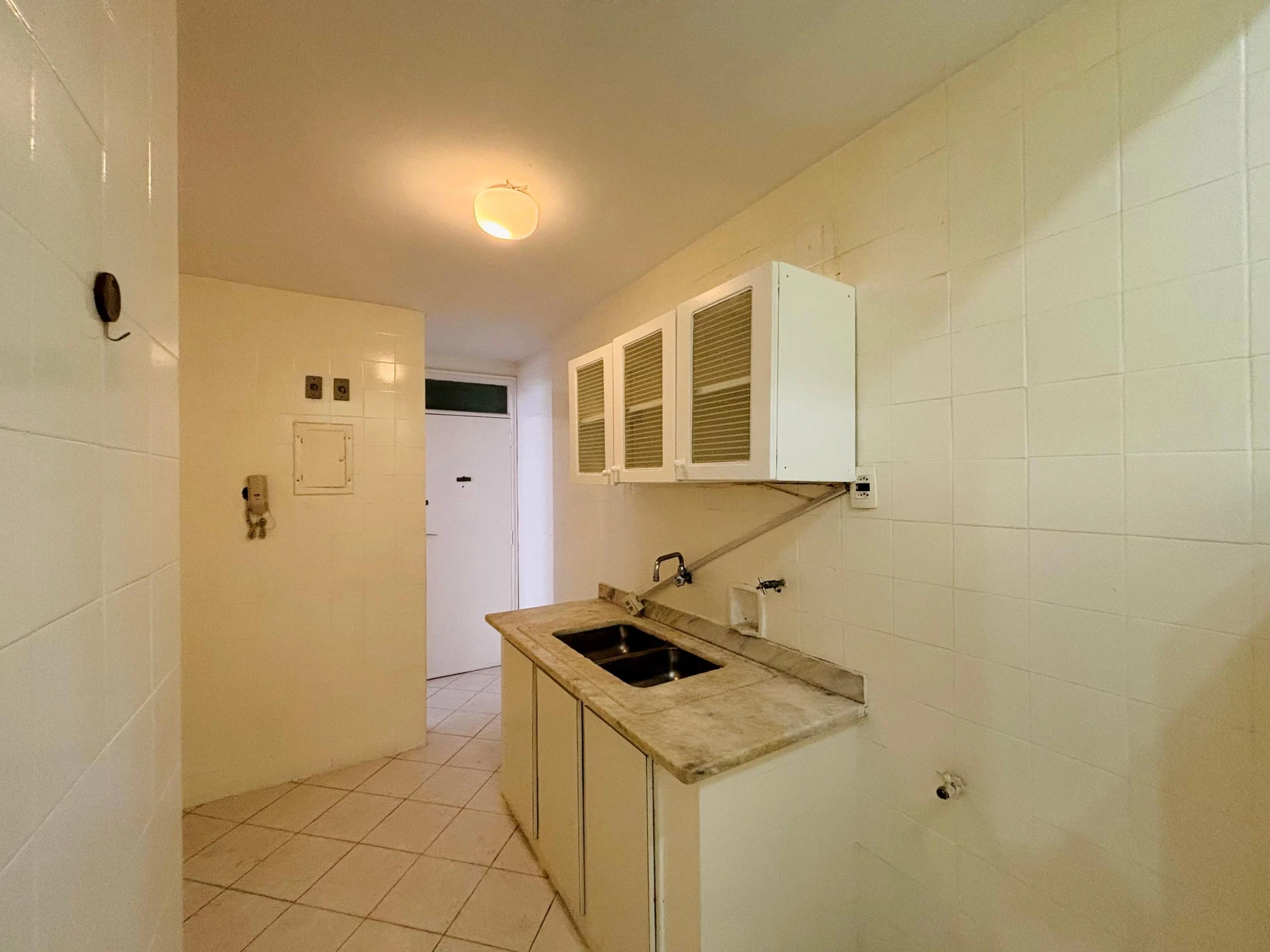 Джакузі та 2 спальні: квартира 72 м² — photo 28