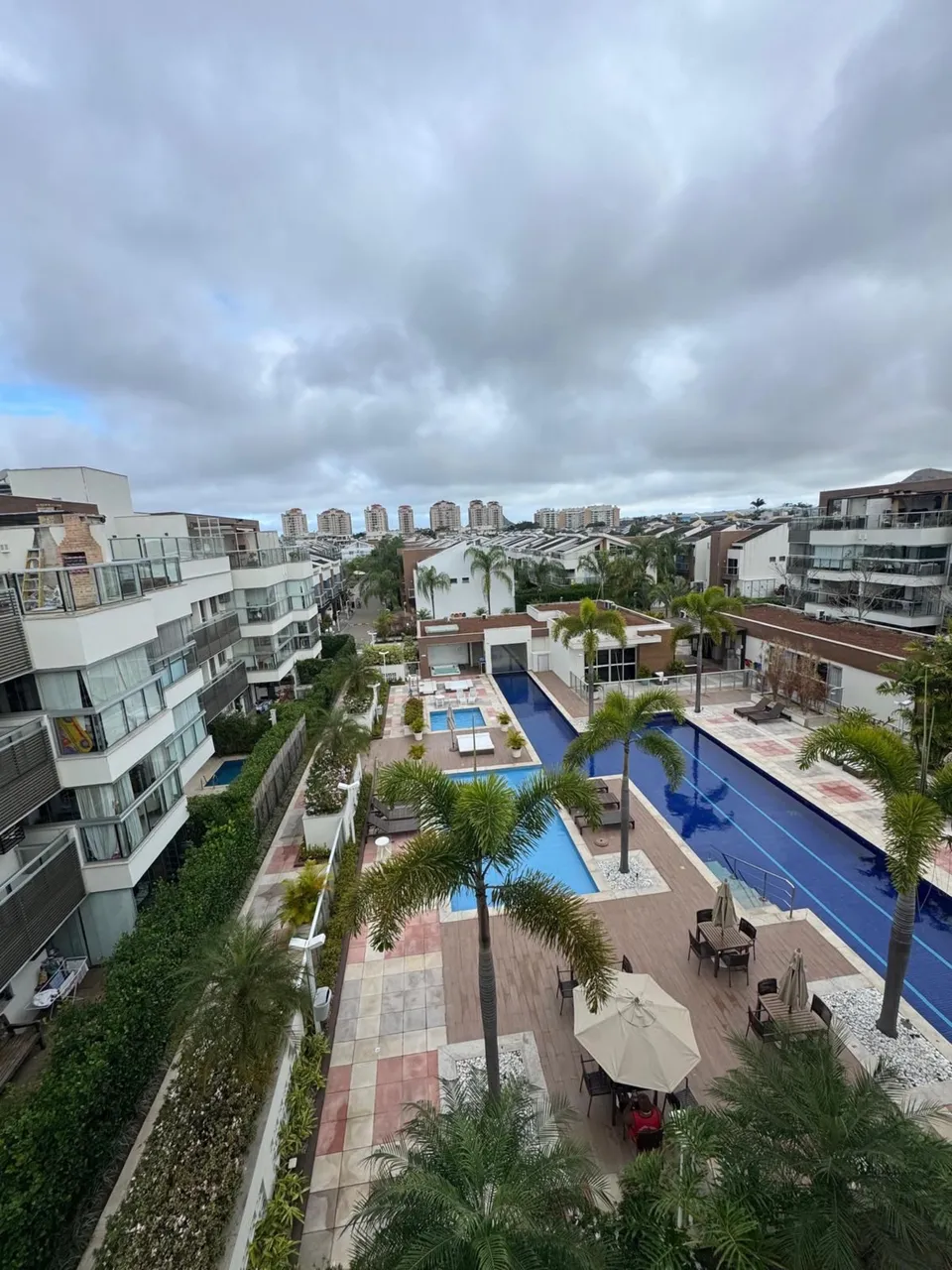 Apartamento duplex mobiliado com 4 quartos e 4 banheiros — photo 12