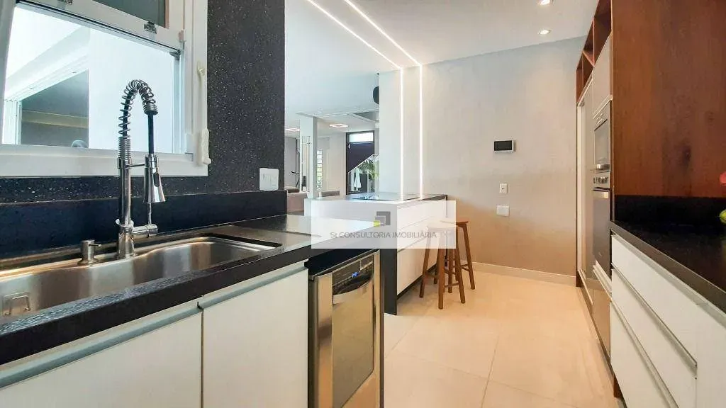 Меблированный дом с открытой кухней и 3 спальнями — photo 44