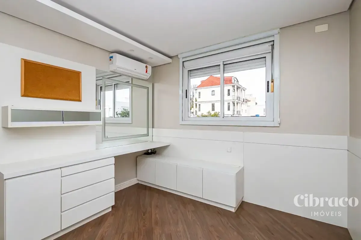 House with 3 bedrooms and a gas-stove open-plan kitchen — photo 21