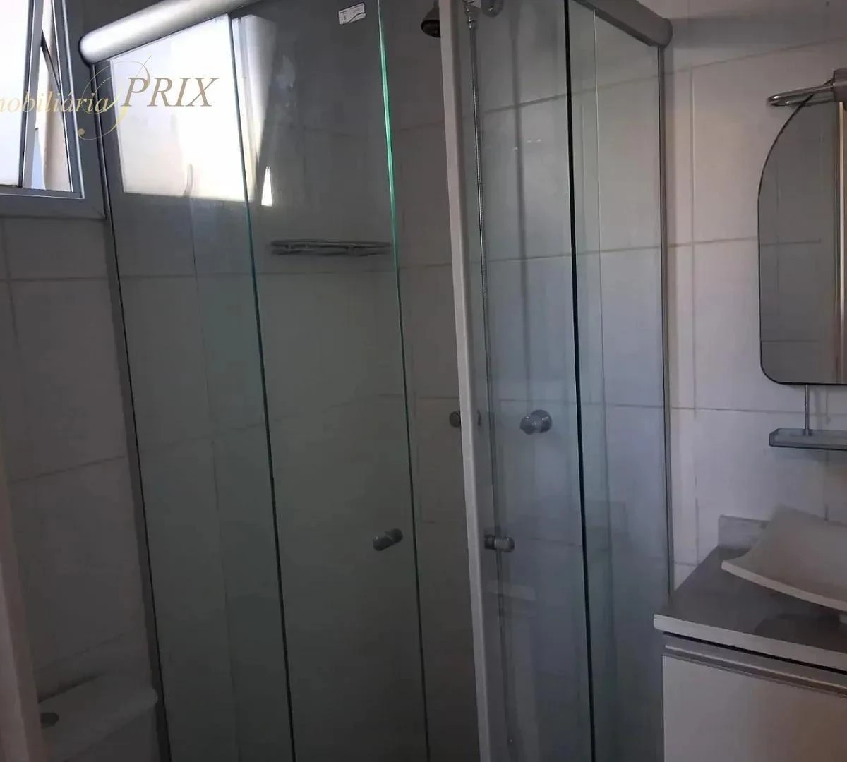 3-bedroom apartment with a glass-enclosed balcony — photo 6