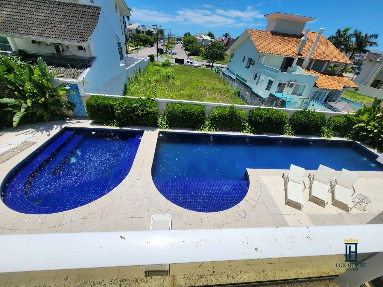 Furnished house with 7 en-suite bedrooms and 10 baths — photo 26