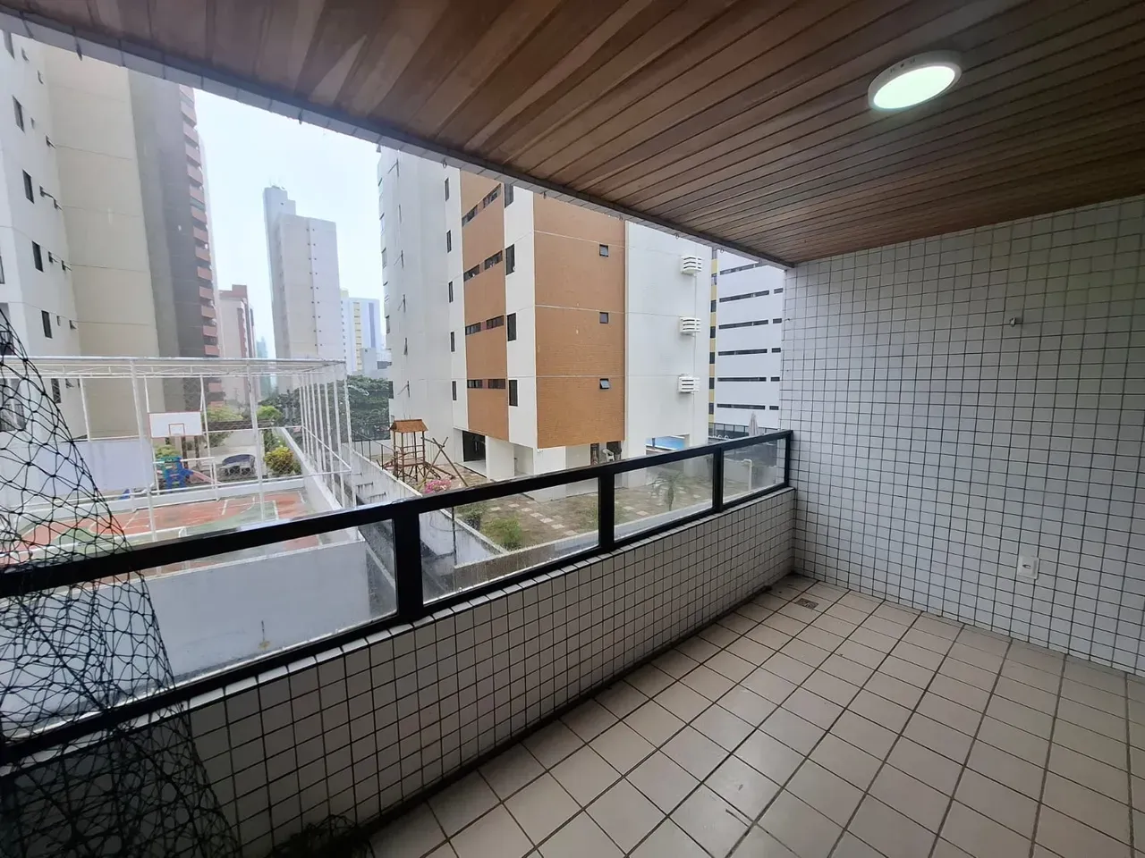 Apartamento mobiliado com 4 quartos e 2 suítes — photo 37