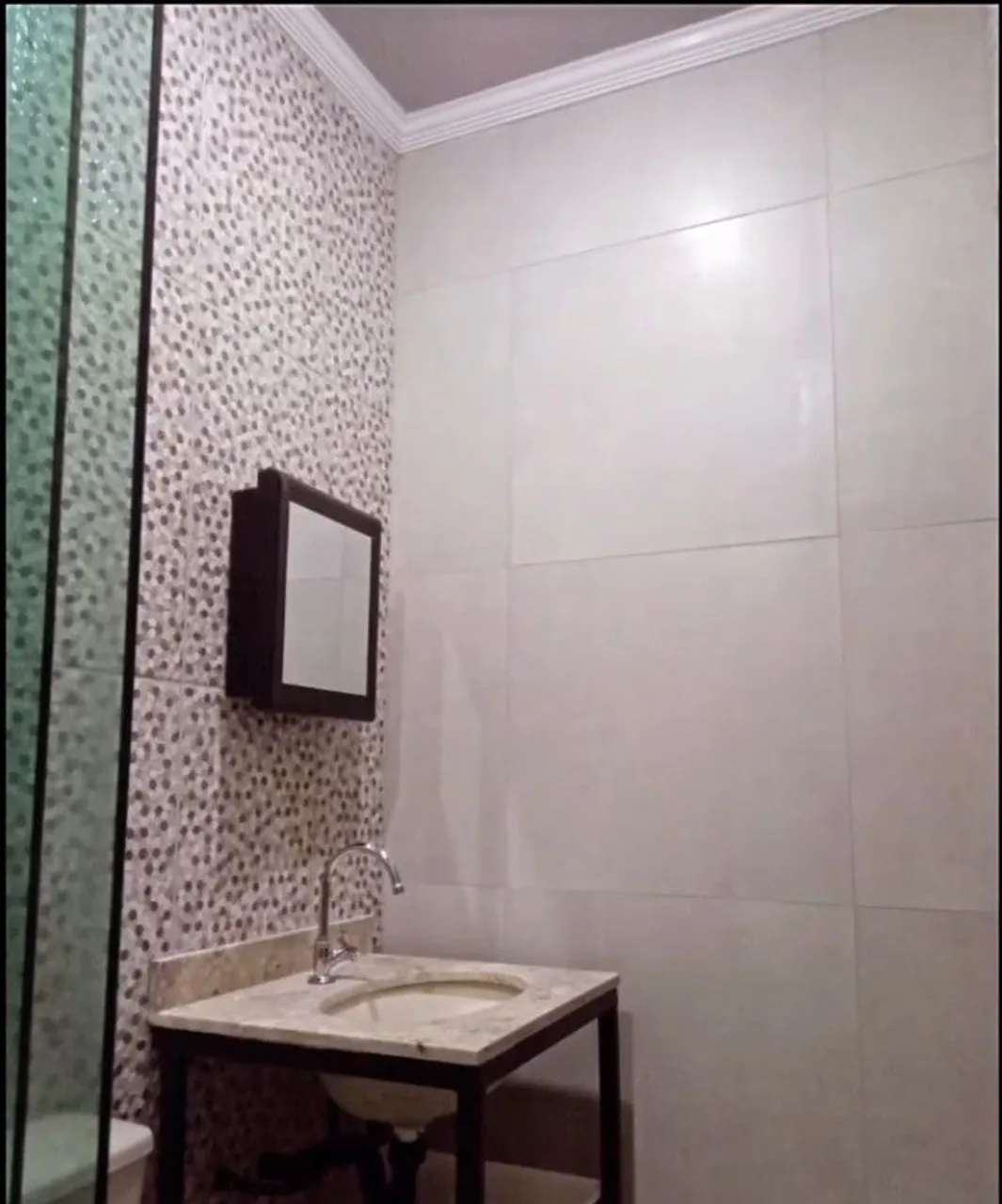 Apartamento com cozinha integrada e sala em plano aberto — photo 16