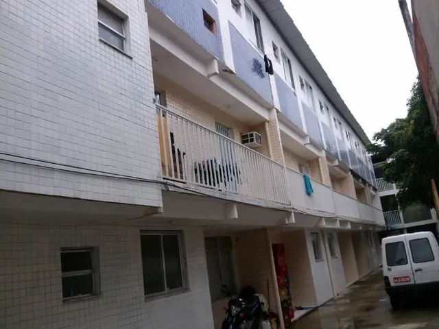 Unfurnished studio with 1 bedroom and 1 bath, no parking — photo 7