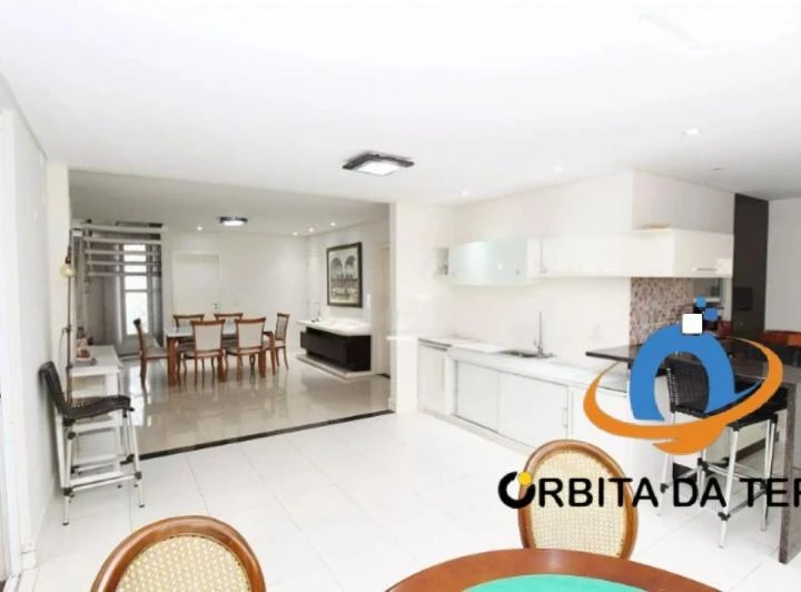 Casa de 316 m² com cozinha integrada e fogão a gás — photo 6