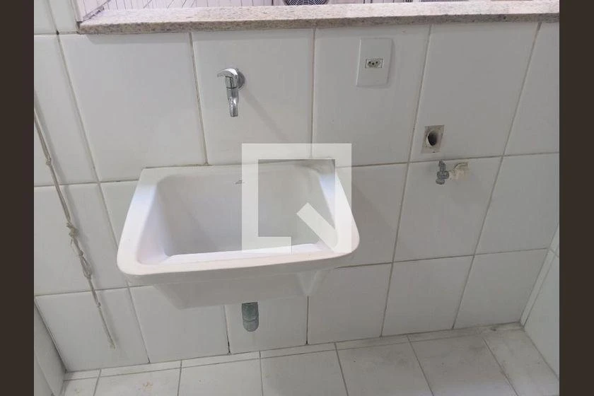 130 m² apartment with 3 bedrooms and a balcony — photo 40