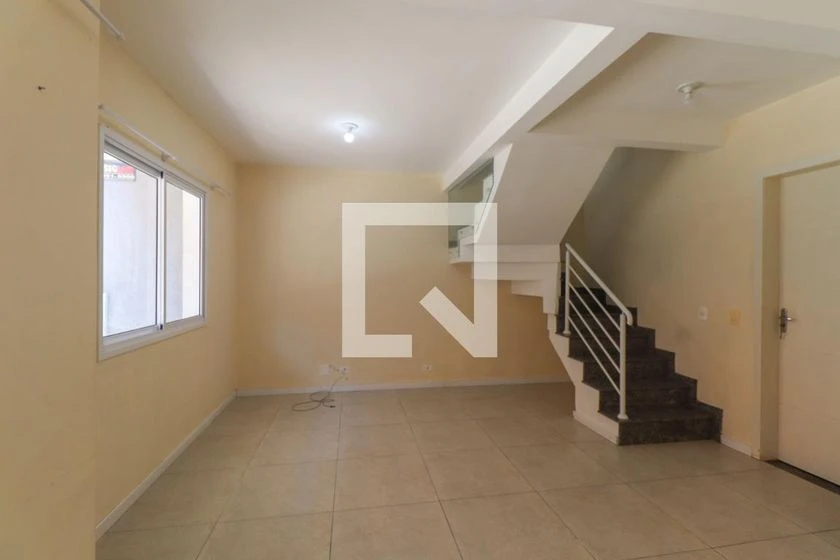 Unfurnished house with 3 bedrooms and private garden — photo 3