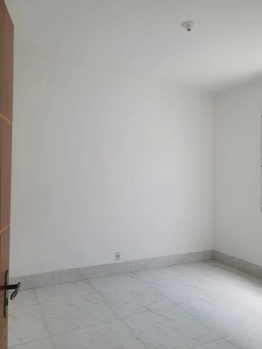 Unfurnished 75 m² apartment with 2 bedrooms and 1 suite — photo 3