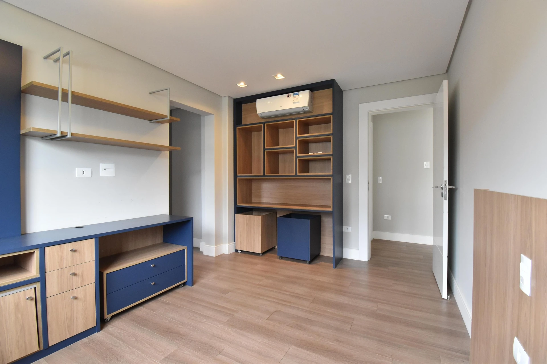 House, 411 m², with a bathtub — photo 65