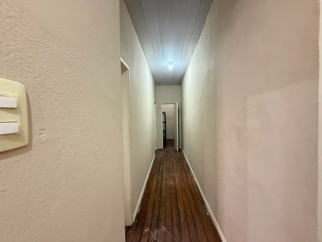 2-bedroom apartment with a walk-in closet — photo 10