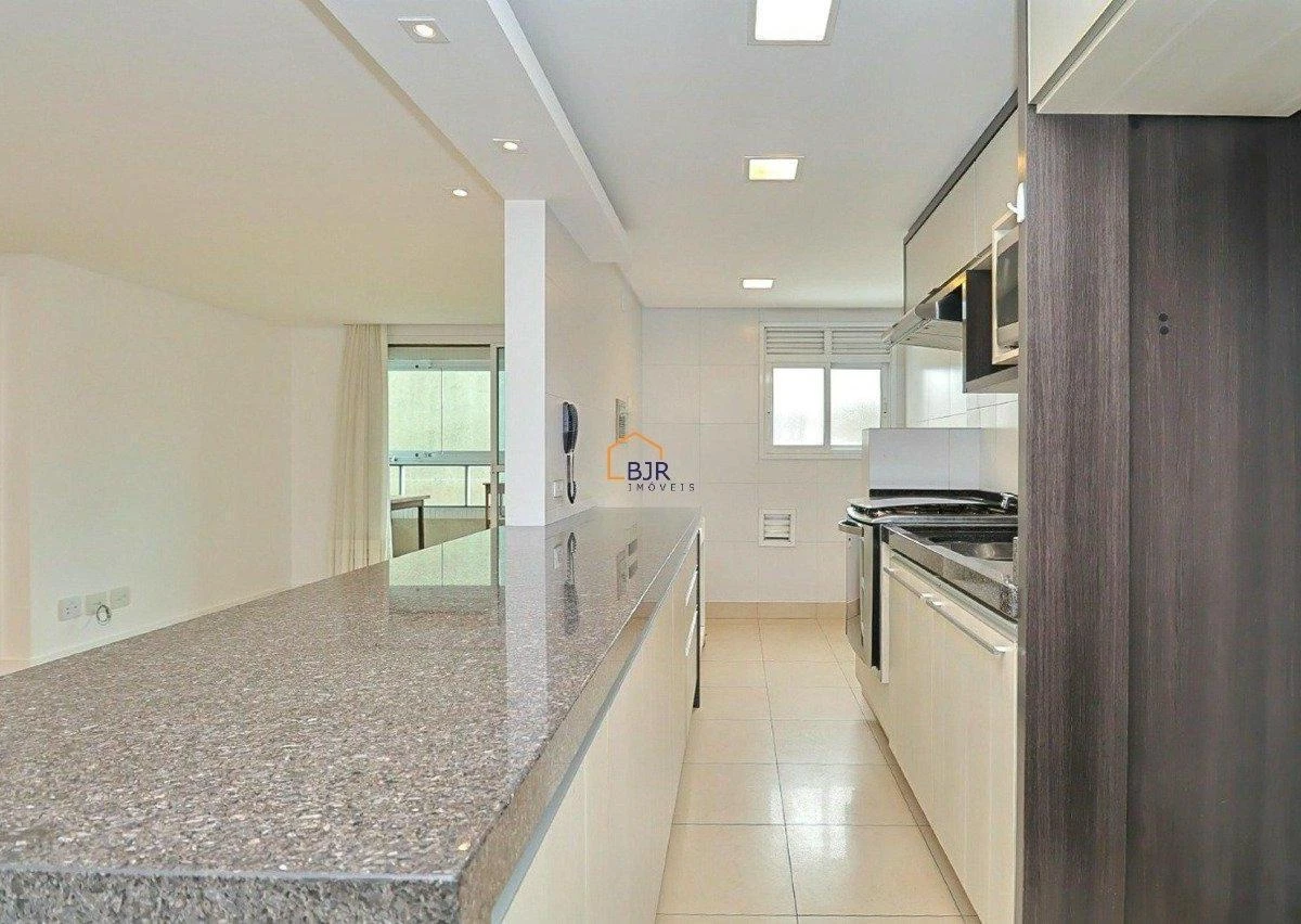 103 m² apartment with 2 bedrooms and 1 parking spot — photo 2