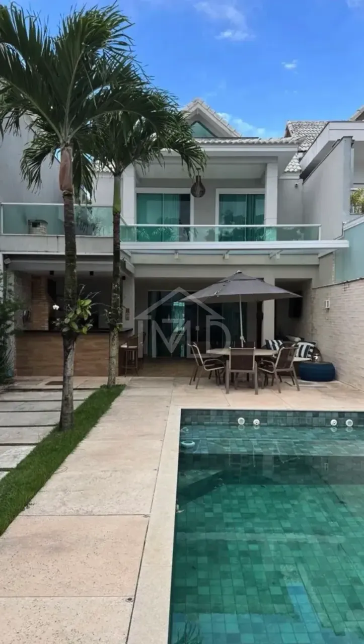 Casa com 4 quartos e 5 banheiros, com 3 vagas — photo 11