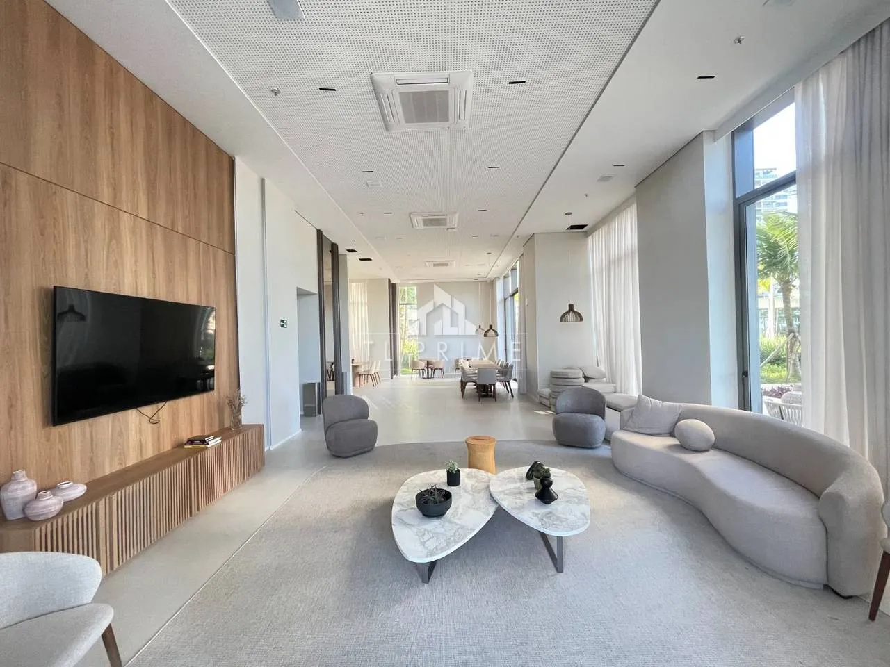 Rental apartment with balcony and 3 bedrooms — photo 60