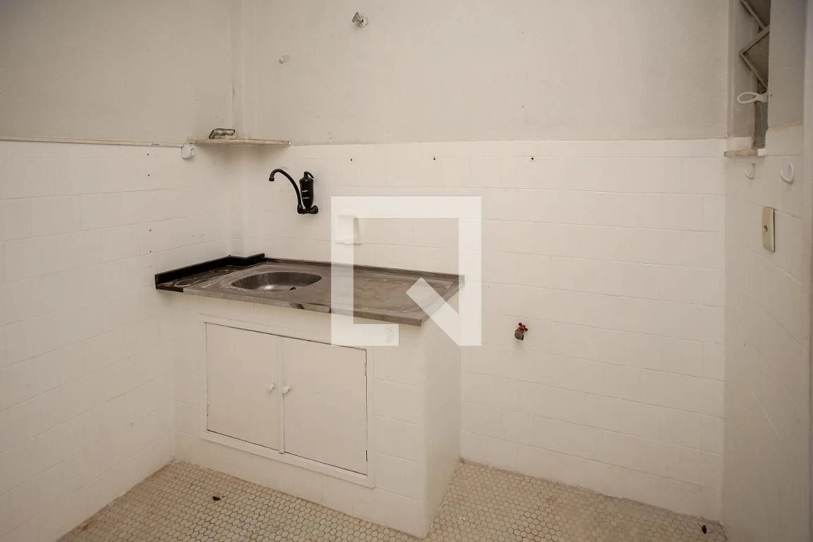 Apartment, 78 m², with wood or laminate floors — photo 34