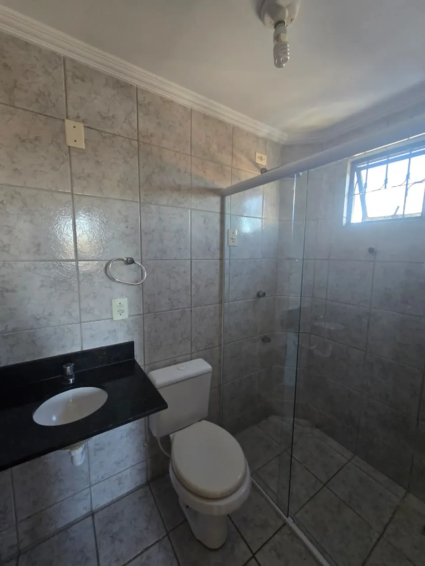 3-bedroom apartment, 1 with its own bathroom, 74 m² — photo 19