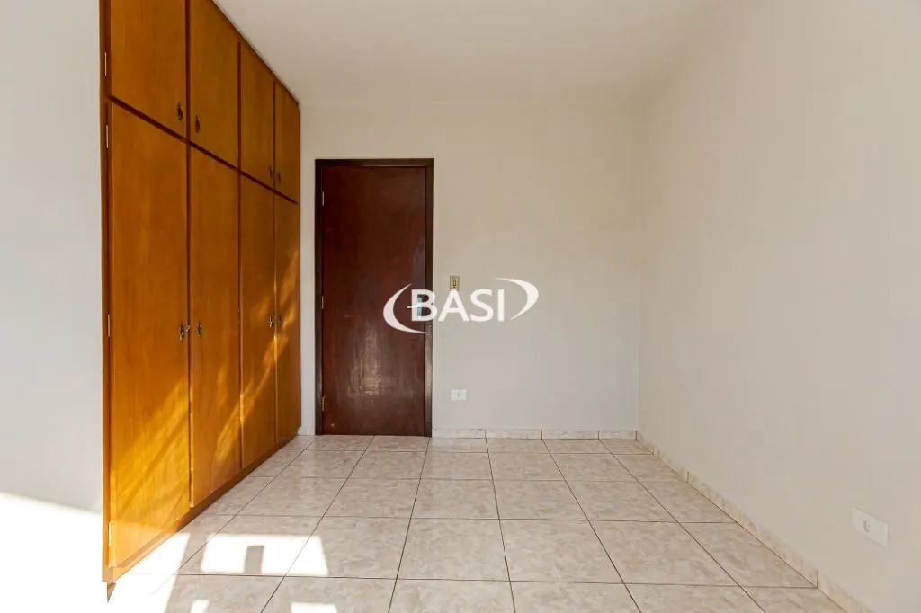 Unfurnished house with 4 bedrooms and 3 bathrooms — photo 65