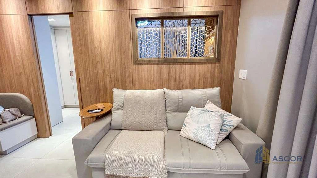 Apartamento de 79 m² con 1 dormitorio, 1 baño y plaza — photo 2