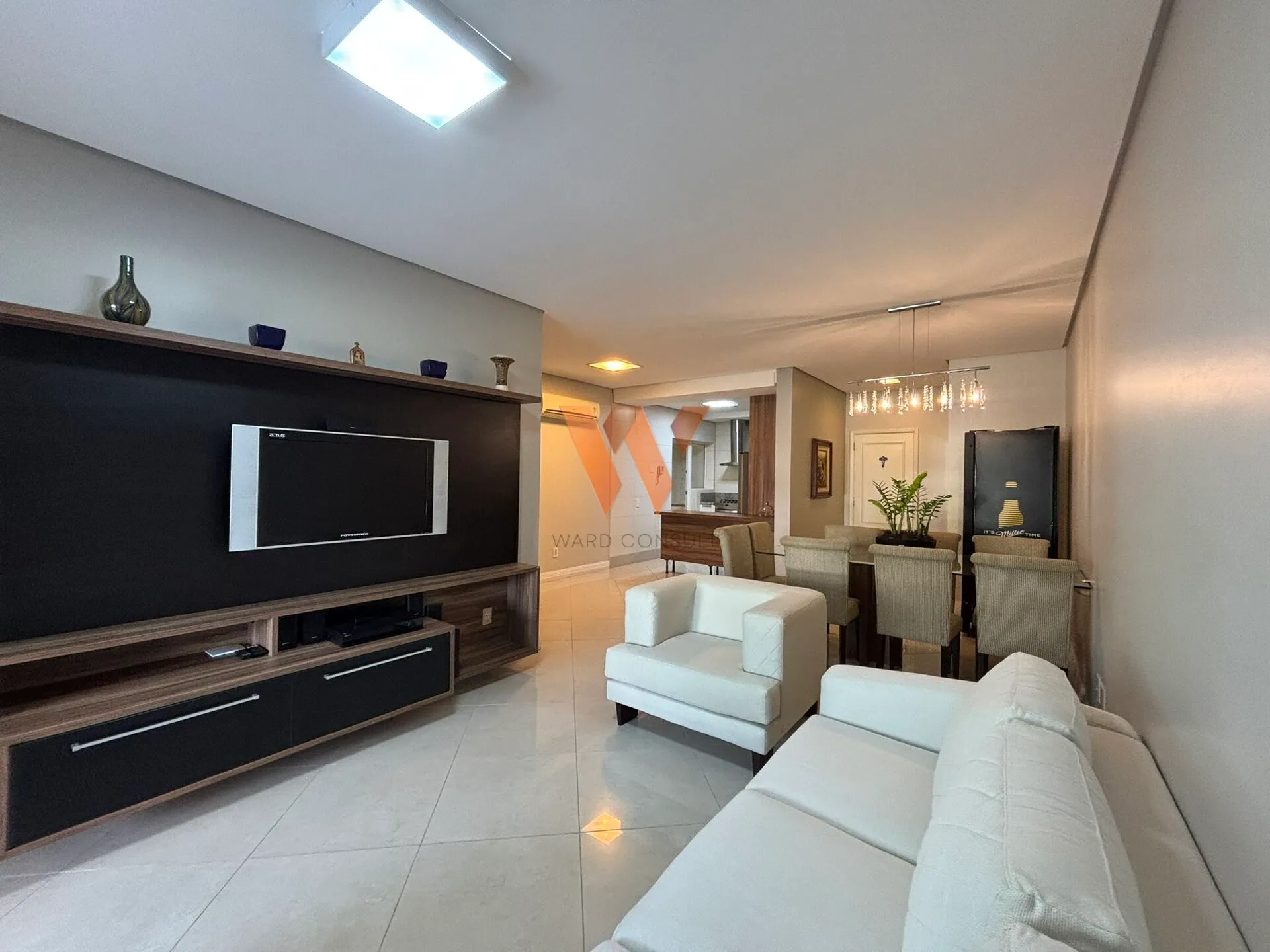 Furnished apartment with 3 en-suites and 236 m² — photo 12